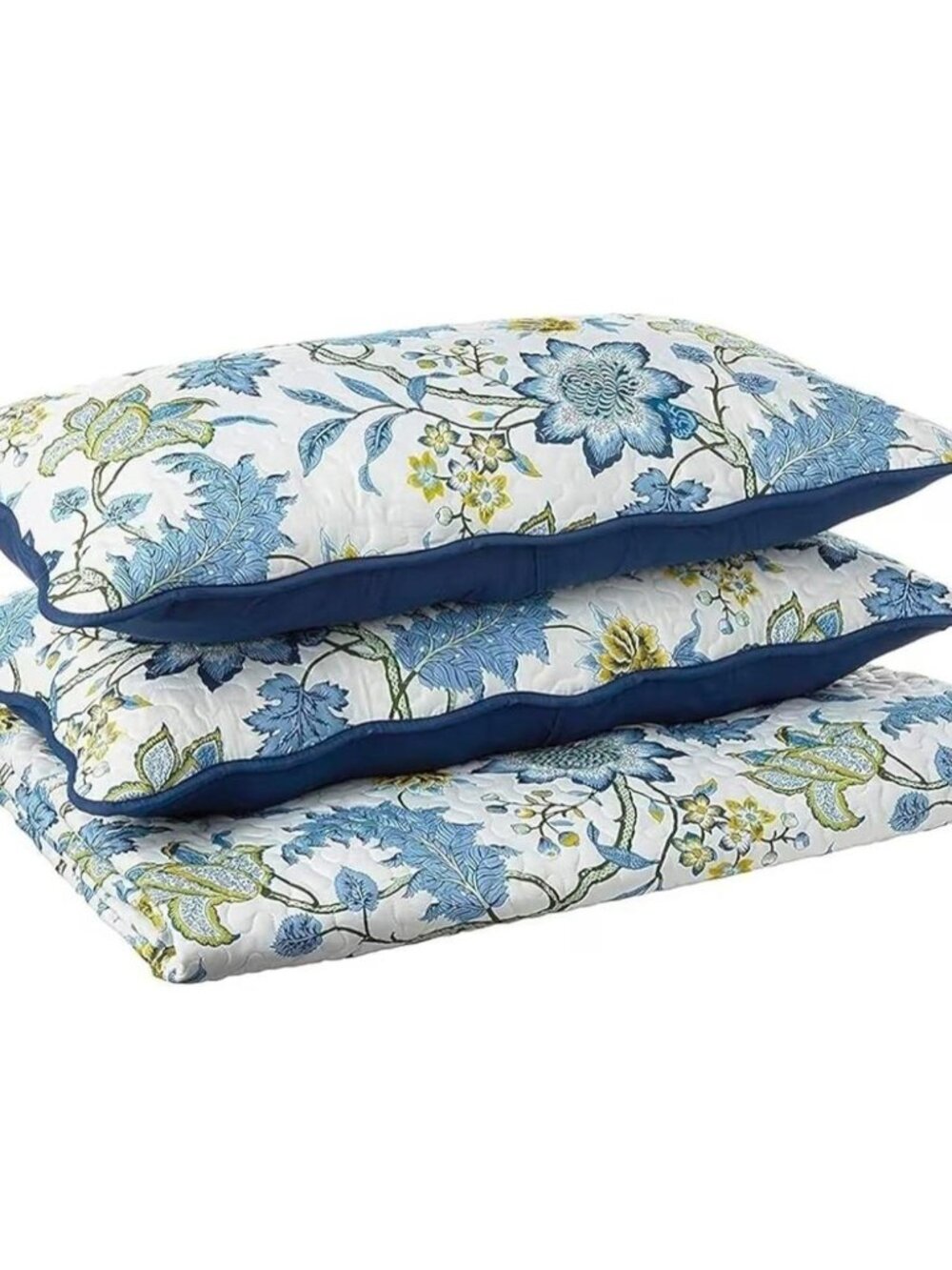 Traditions by Waverly Maldives Quilt Collection Queen